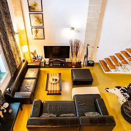 Apartamento Artqhost Jerez Huge Loft & Free Parking Jerez de la Frontera Exterior foto