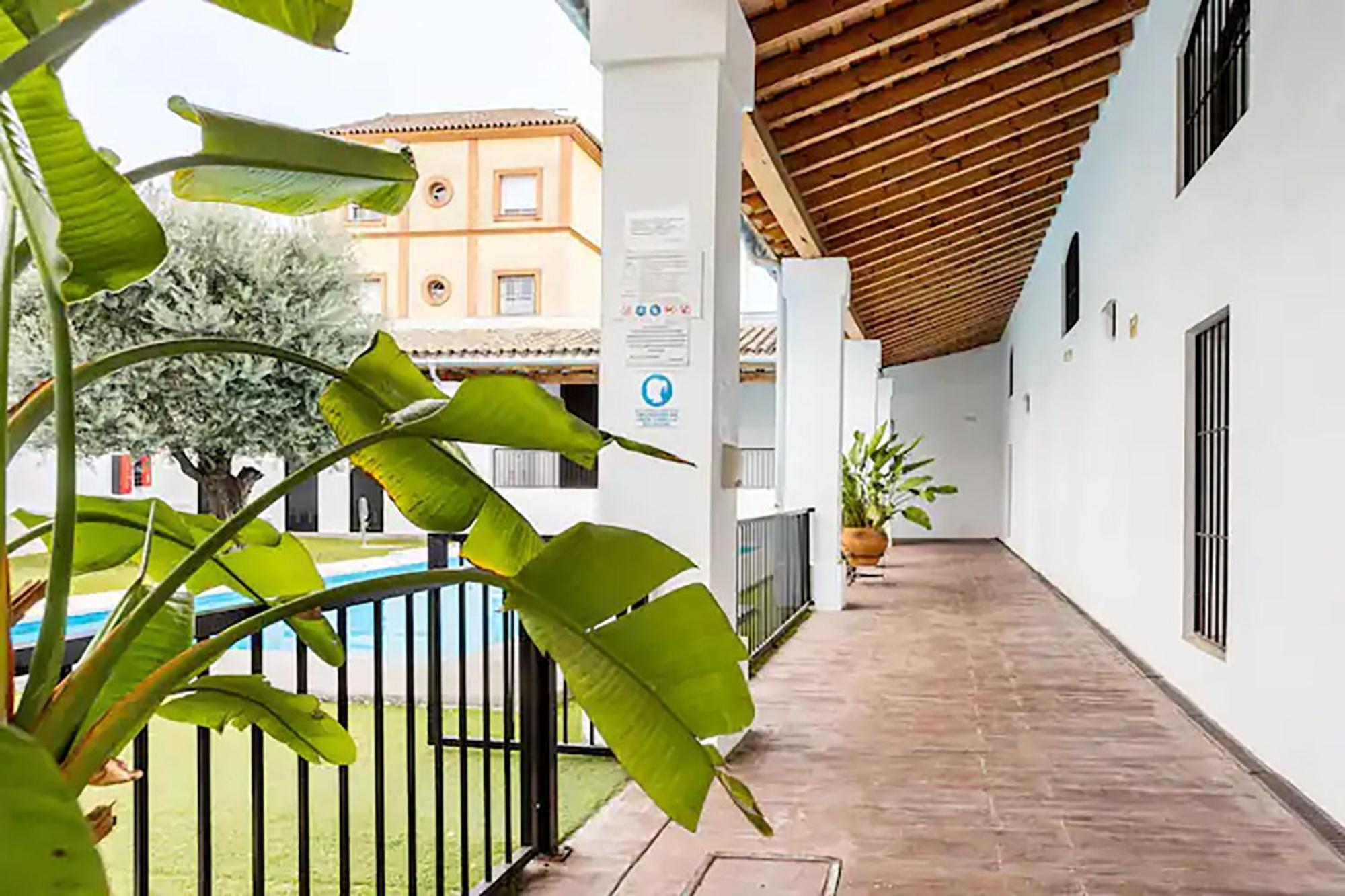 Apartamento Artqhost Jerez Huge Loft & Free Parking Jerez de la Frontera Exterior foto